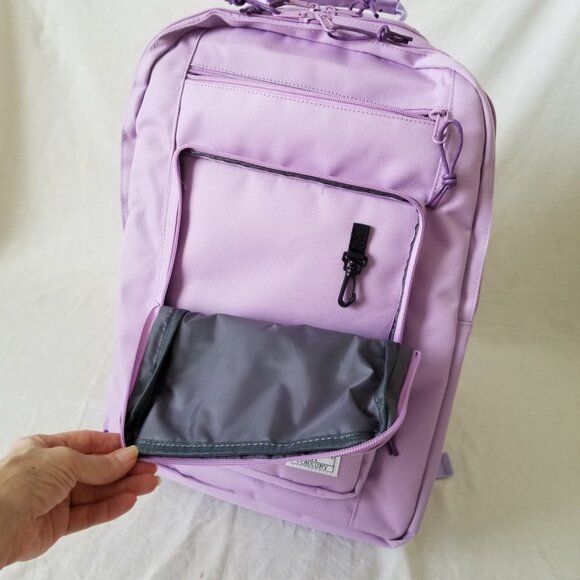 NWT! 18L Lightweight Water-resistant Backpack w/Two Sections & Bottle Pockets - Picture 8 of 16